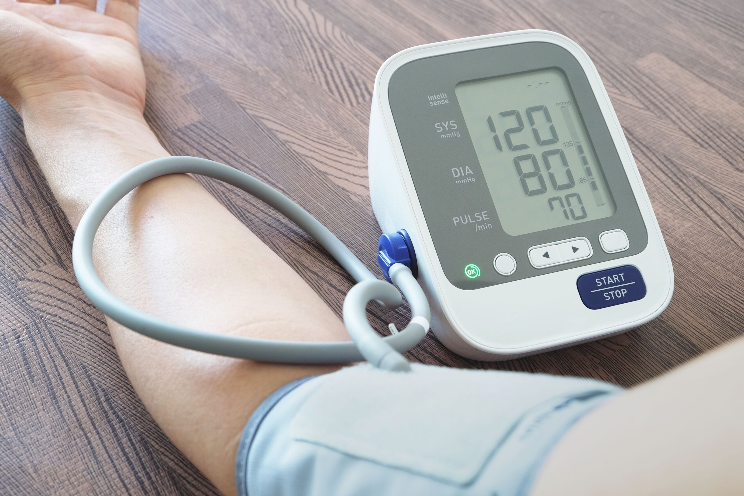 Illustration of home blood pressure monitoring